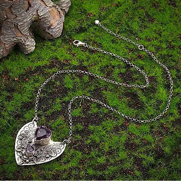 Stainless Steel Heart Shaped Amethyst Stone Necklace - Picture 4 of 5